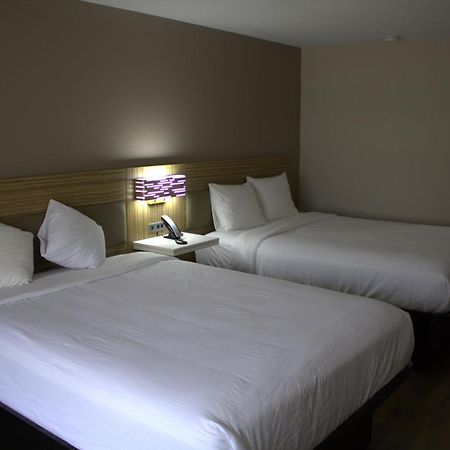 Baymont Inn & Suites By Wyndham San Marcos Esterno foto