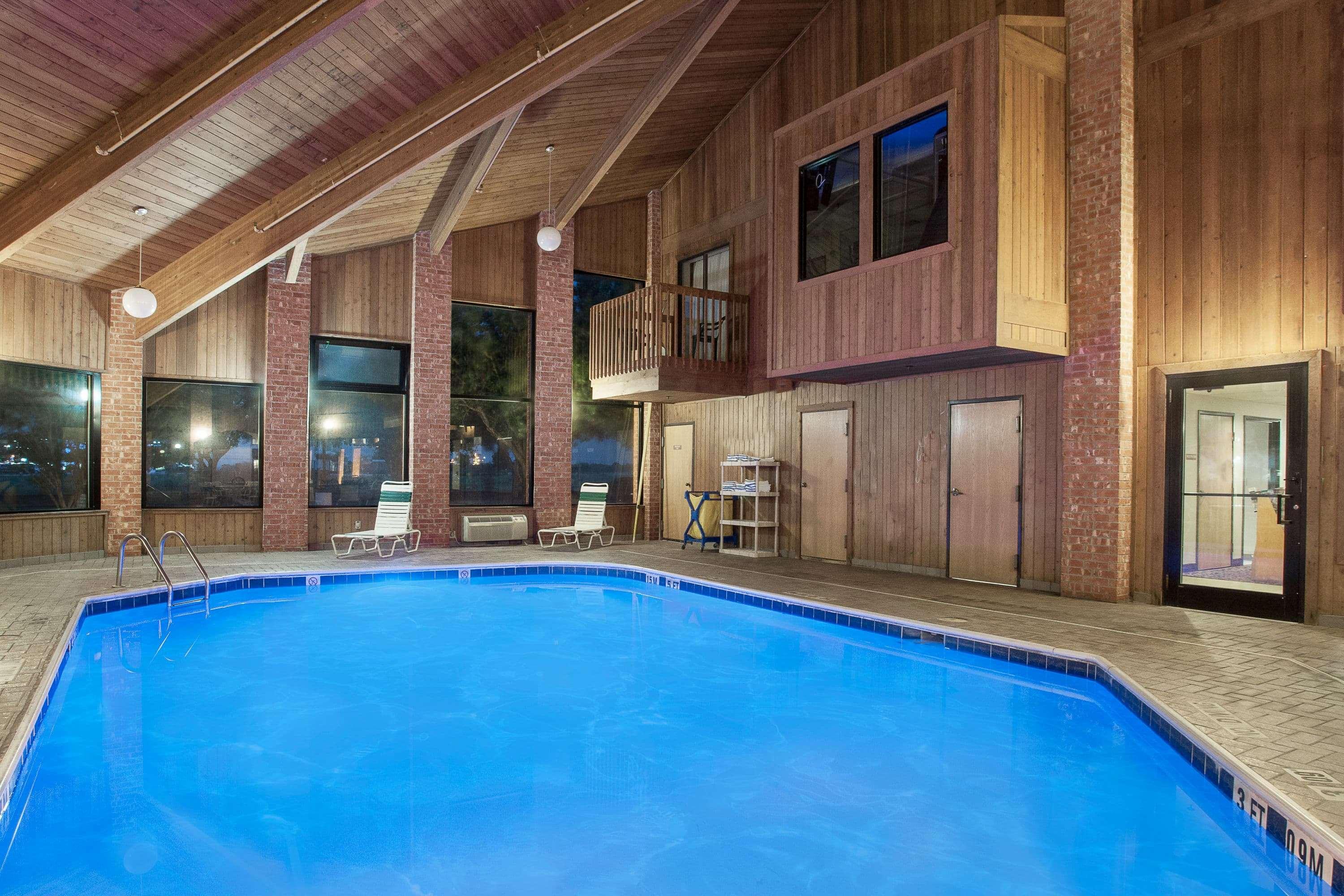 Baymont Inn & Suites By Wyndham San Marcos Esterno foto