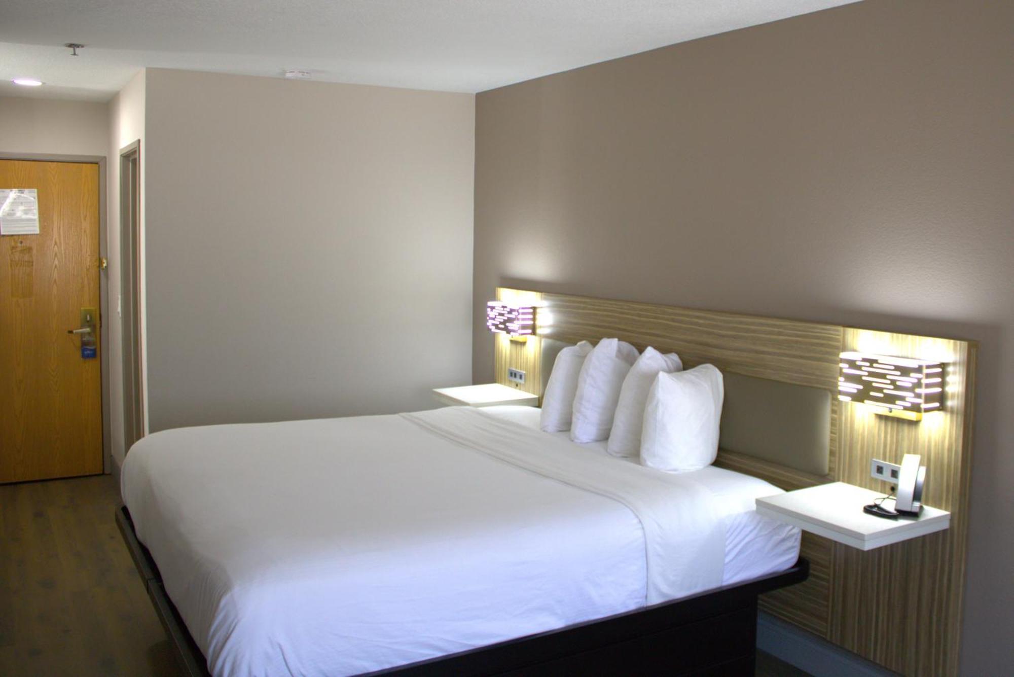Baymont Inn & Suites By Wyndham San Marcos Esterno foto