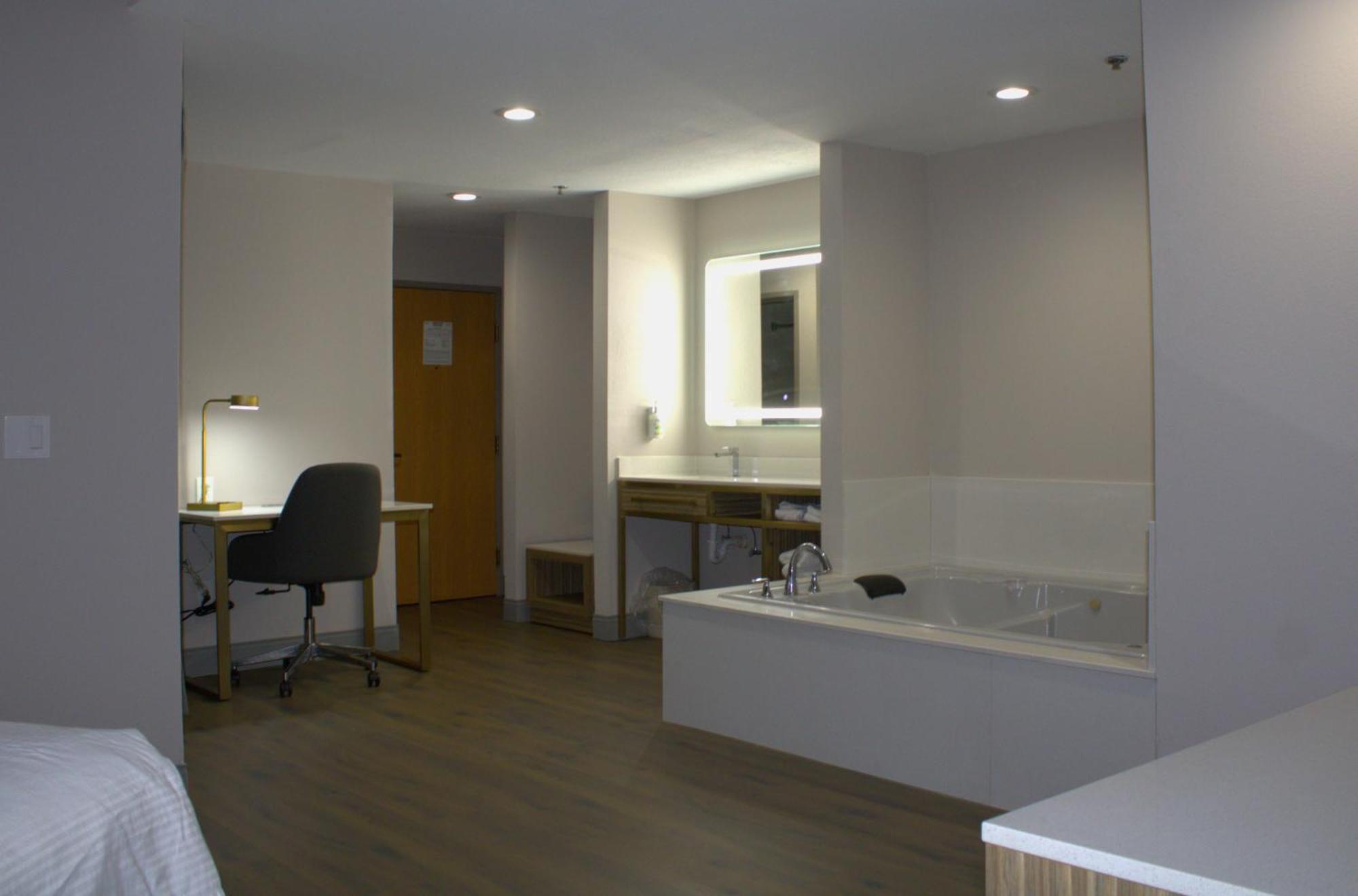 Baymont Inn & Suites By Wyndham San Marcos Esterno foto