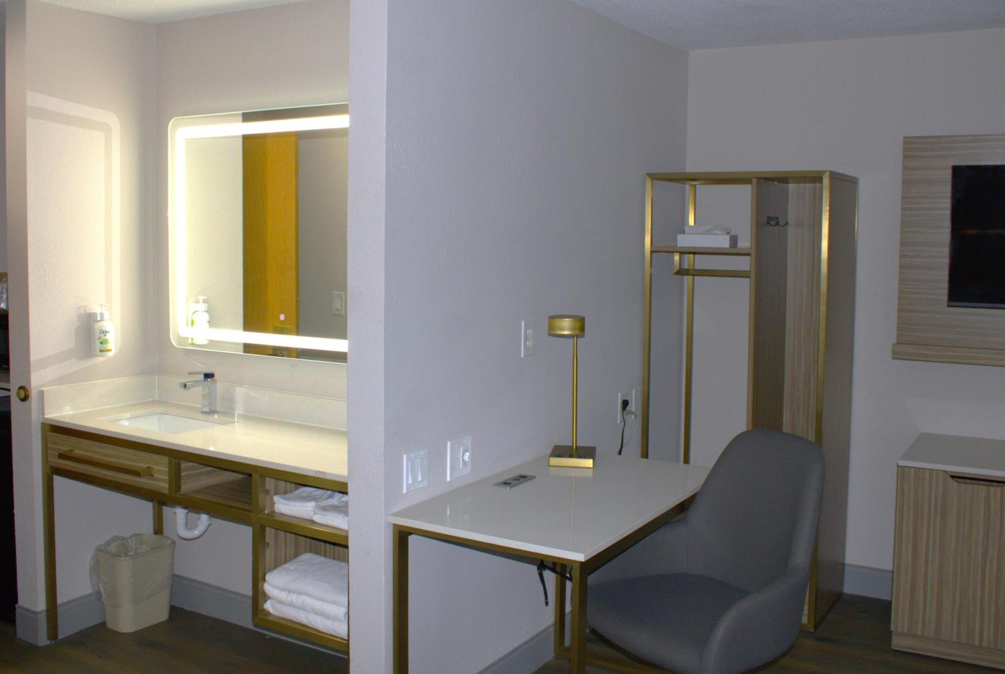 Baymont Inn & Suites By Wyndham San Marcos Esterno foto